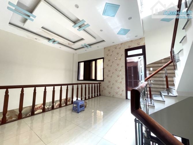 ⭕️ CHDV 4 tầng - Hẻm oto tránh ngay SONG HÀNH, thông ra KDC An Sương,Q12, dt 120m2 __ 7ty6 - 4