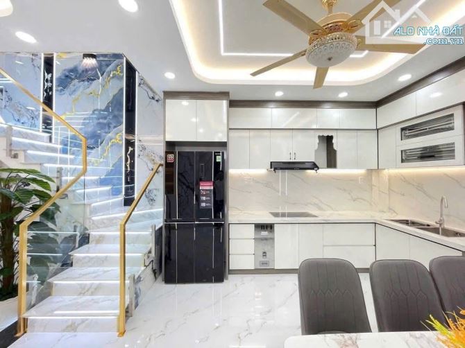 - SIÊU PHẨM SANG XỊN MỊN LÊN SÓNG Đường Dương Thị Mười. P. Tân Chánh Hiệp. Q 12 - 4