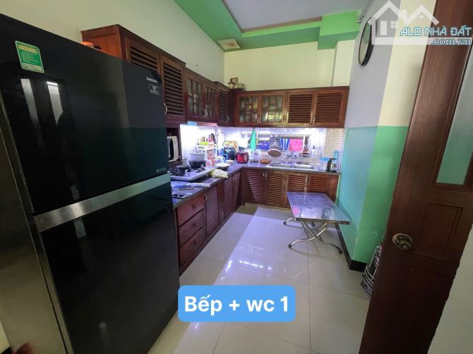🚨 Bán nhà Cao Xuân Dục 2,5 tầng - 6 phòng ngủ. Sau 1 nhà mặt tiền - Vỹ Dạ. Tp - 4
