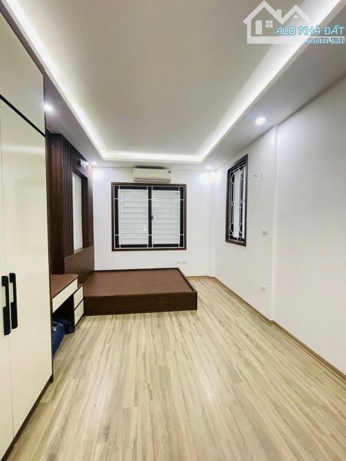 BÁN NHÀ TRƯỜNG CHINH --TẶNG FULL NỘI THẤT, 30M2, 6 TẦNG, 2 THOÁNG- GIÁ 7.5 TỶ - 4