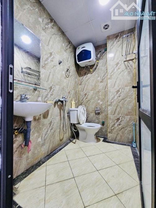 Chính chủ nhờ em Ty bán nhà Mậu Lương, ôtô gần, vị trí đẹp di chuyển thuận tiện - 4