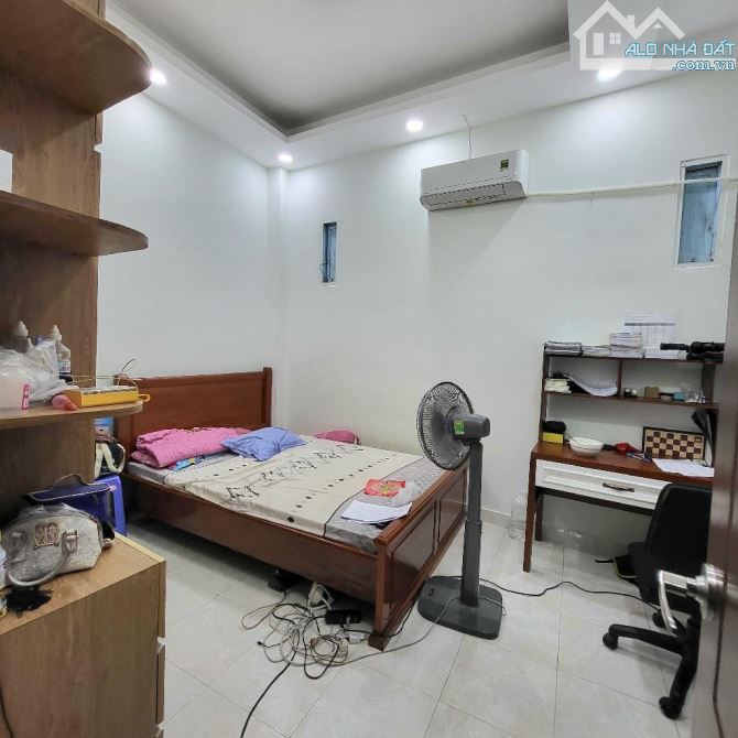 CẦN BÁN 2CĂN ĐÔI MUA MỘT ĐƯỢC HAI VỪA Ở VỪA KHAI THÁC DÒNG TIỀN PHÚ MỸ Q7   Diện tích: 83m - 4