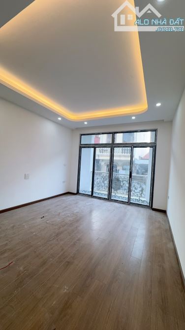 Bán Phân lô Kim Đồng – 55m², 7 tầng, ô tô tránh, thông sàn, sổ đỏ nở hậu, kinh doanh đỉnh. - 4