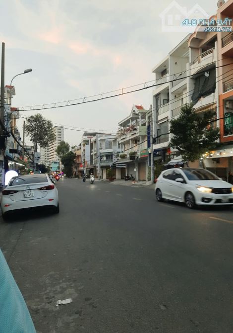 Bán nhà giáp An Dương Vương 40m2 3 tầng nhỉnh 5 tỷ nhỏ - 4