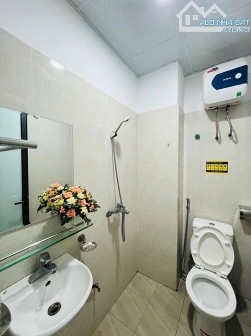 Toà ccmn Yên Xá - Ô tô qua - 70M - 13.8 Tỷ - 7 Tầng - Dòng tiền 80tr/ tháng - 4