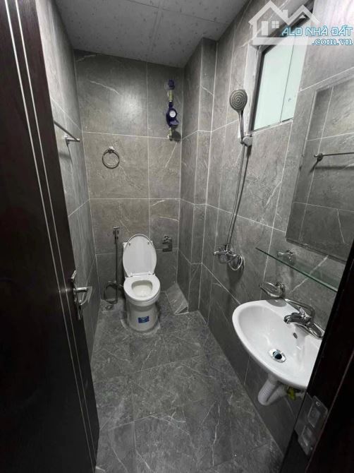 Toà CCMN Đống Đa gần Văn Miếu QTG, lô góc 3 thoáng, 17 phòng KK dòng tiền 80 triệu/ tháng - 4