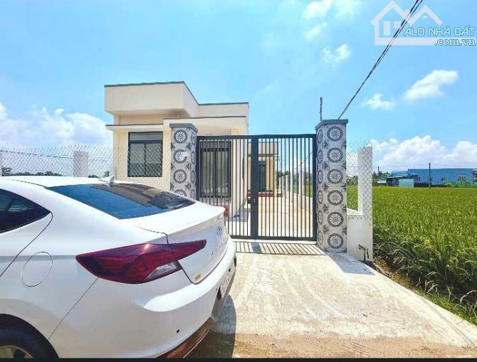 Nhà cấp 4 mới xây 174m2 đất thổ cư 8.5 x 20m đường xe tải - 4