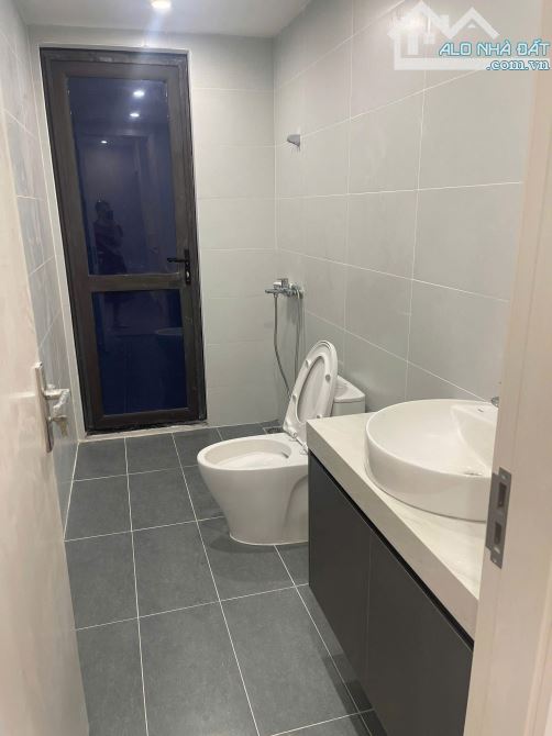 Cho thuê căn hộ 3PN, 2VS tại Le Grand Jardin Sài Đồng - 84m², nội thất cơ bản - 13.5 triệu - 4
