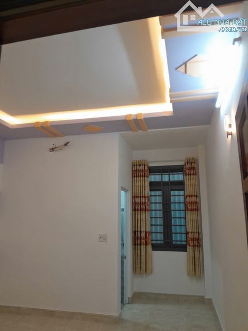 💥💥 NHÀ GẦN NGÃ 3 ĐÔNG QUANG  - TRẦN THỊ HÈ - ĐƯỜNG 8m XE HƠI THÔNG - 4