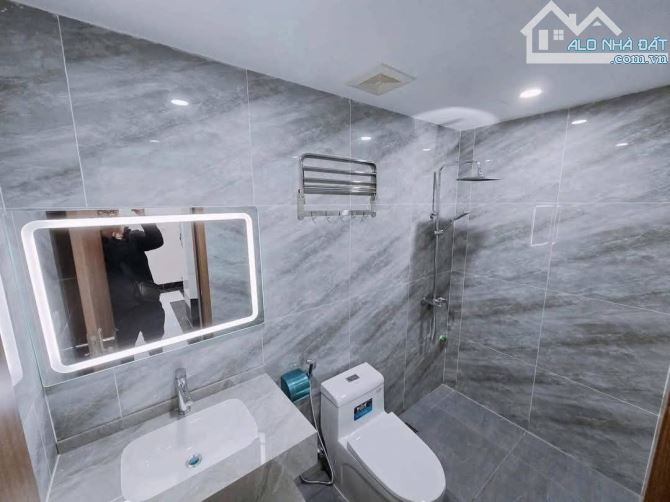 Bán nhà mới 6 tầng thang máy – Full nội thất, phố Đàm Quang Trung, Long Biên - 4