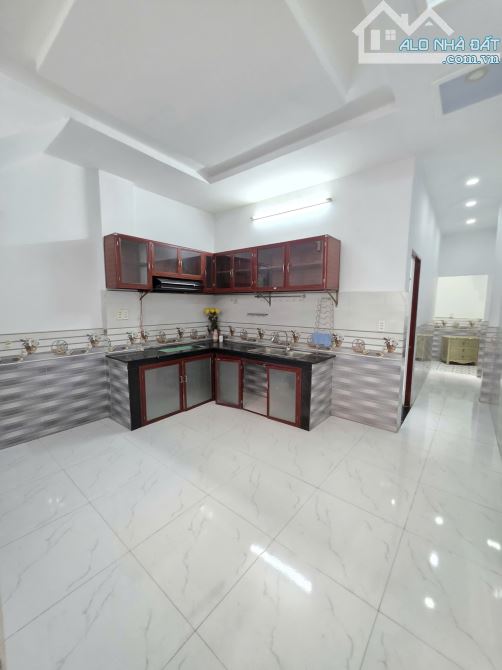 2.95 tỷ/  Bán nhà cấp 4 gác lửng gần TT Y Tế Dĩ An P.Tân Đông Hiệp Tp.Dĩ An gần QL 1K - 4