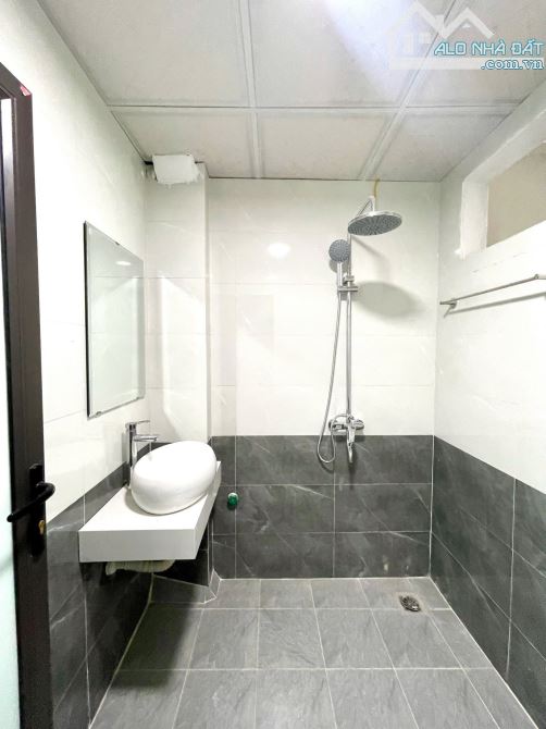 Siêu phẩm hàng xóm Linh Đàm nhà đẹp 40m2*5T ở ngay, full đồ, gần ô tô, sổ đẹp chỉ 5.8 tỷ. - 4