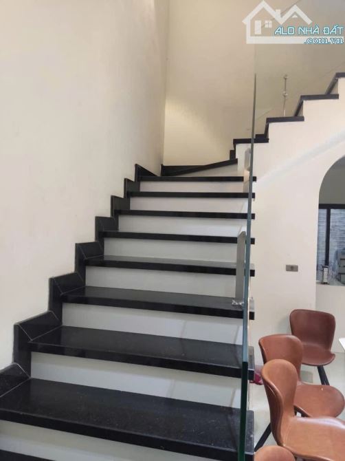 Cho thuê nhà ô tô, vp liền kề Văn Phú, Hà Đông, 76m2, 4 tầng, 22tr - 4
