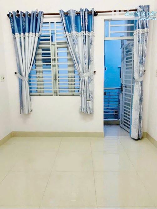 NNC Trần kế Xương P7 Phú Nhuận 35m2 2 Lầu 2PN 2WC. Giá 13 triệu/ tháng - 4