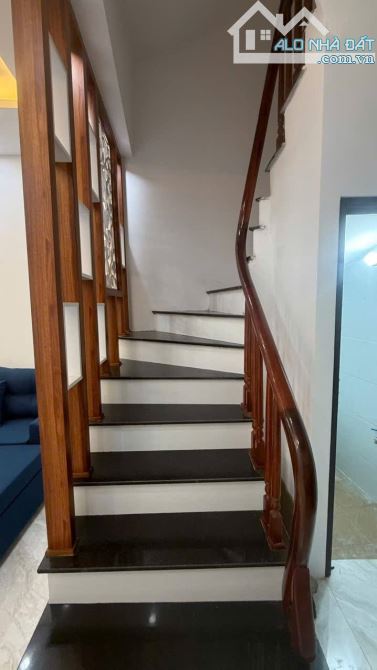 BÁN NHÀ MỚI 5 TẦNG DT 30M2 TÂN KHAI HOÀNG MAI GIÁ 6,7 TỶ. - 4