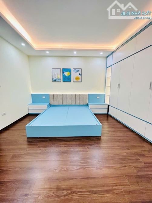BỒ ĐỀ, LONG BIÊN - NHÀ MỚI 5 TẦNG FULL NỘI THẤT- GẦN HỒ SINH THÁI- 10M RA ĐƯỜNG Ô TÔ THÔNG - 4