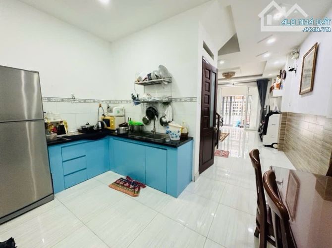NHÀ ĐẸP 4 TẦNG- KHU VIP TÂN PHÚ - 5x11m - GẦN TRƯỜNG THPT TRẦN PHÚ- NHỈNH 6 TỶ - 4