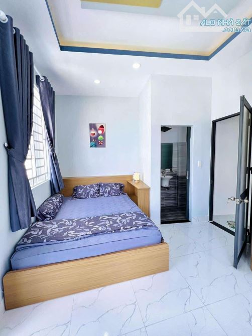 NHÀ 5 TẦNG ĐẸP – HẺM XE BA GÁC – GẦN Q.10 – GIÁ TỐT CHỈ 5.35 - 4