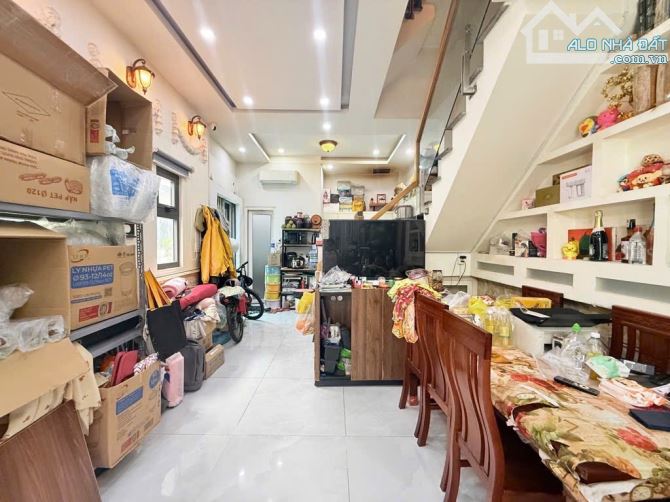 🔥Nhà 3 tầng, đường THỐNG NHẤT ph15, Q GÒ VẤP , DT 37m2 (4x10) hẻm  Ô Tô  💵 5,35tỷ. - 4
