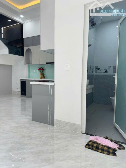 Bán nhà ĐẸP 3 Tầng,đường nhựa 12M thông tứ tung,ngay TTHC Dĩ An - 4