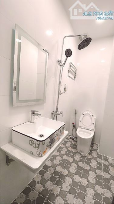 Bán nhà BÌNH THẠNH _ HẺM XE HƠI cách 15m _ XÂY MỚI 100% - 4