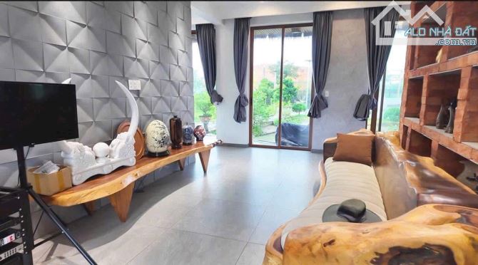 Nhà vườn 2800m2 full Nội thất vườn cây ao cá đường ô tô cực đẹp - 4