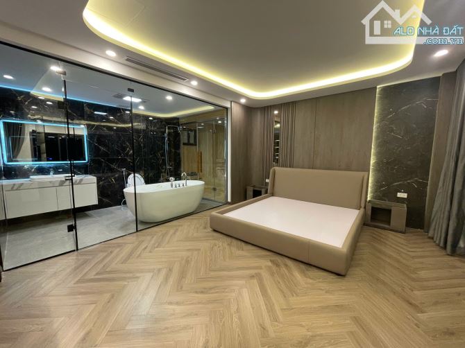 Bán nhà Ngọc Thuỵ, Bồ Đề, View hồ, Ô tô tránh, vỉa hè, mặt tiền rộng, thang máy, giá 23 - 4