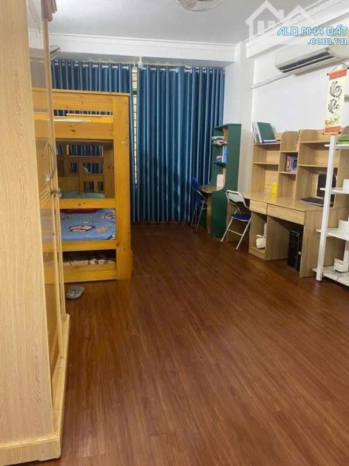 Cho thuê nhà ngõ 53 Đông Ngạc, Bắc Từ Liêm, Hà Nội. Dt 40m x 4 tầng, giá 10tr - 4