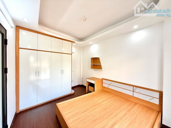 NHÀ MỚI ĐẸP KINH KOONG, Ô TÔ ĐỖ CỔNG, 30M2,5 TẦNG, AN SINH ĐỈNH. - 4