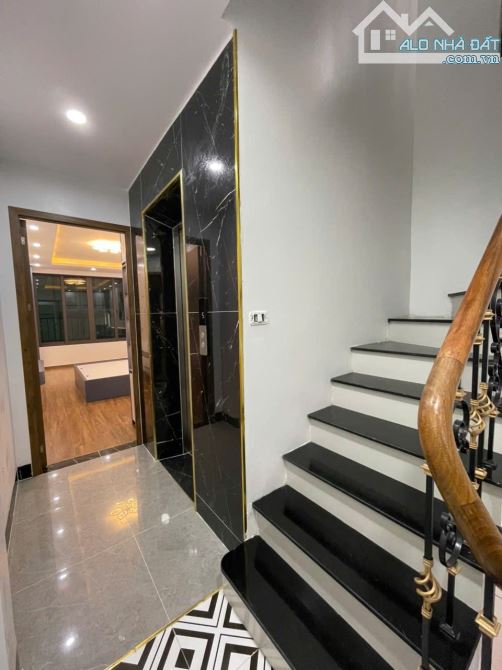 NHÀ ĐẸP Ở LUÔN, THANG MÁY, TẶNG FULL NỘI THẤT XIN, NGÕ THÔNG BA GÁC PHÓNG - 4