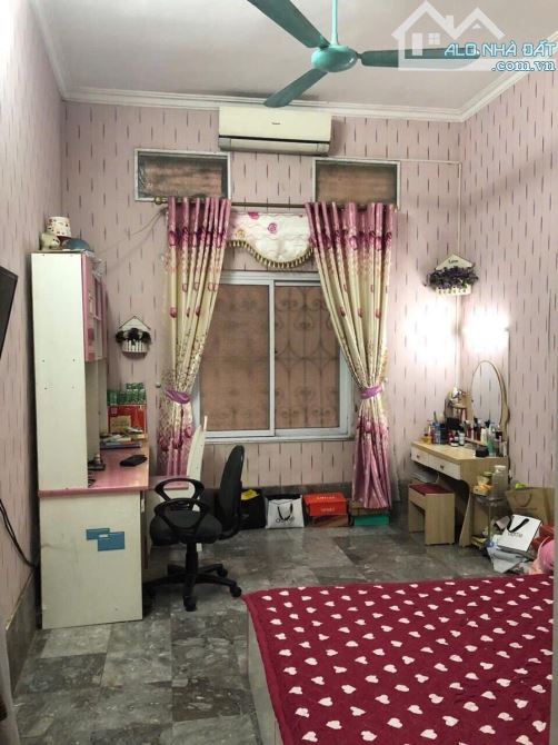 LÁNG HẠ BÁN NHÀ MẶT PHỐ - KINH DOANH - VỈA HÈ - HAI MẶT TIỀN TRƯỚC SAU - ÔTÔ ĐỖ - 5