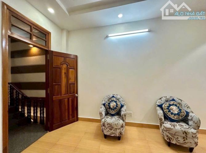 Nhà đẹp TTTP Nha Trang 107mv * 3 tầng đường Trần Thị Tính, sổ hoàn công, cách biển 700m - 5