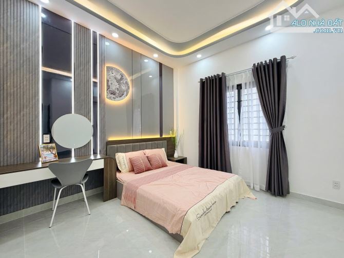 Nhà Trần Xuân Soạn Q7 giá 2 Ty 760, SHR, Sẵn HĐ 24tr/ tháng, 74m2 - 5