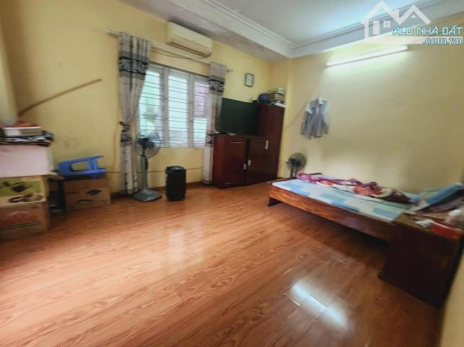 🎉TT CẦU GIẤY-LÔ GÓC-GẦN PHỐ 10M-MẶT TIỀN RỘNG 2THOÁNG-NGÕ BA GÁC THÔNG -Nguyễn Đình Hoàn - 5