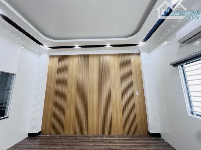 Bán nhà mới 2 lầu sân thượng đường B8 khu Hưng Phú kế siêu thị Go - 5