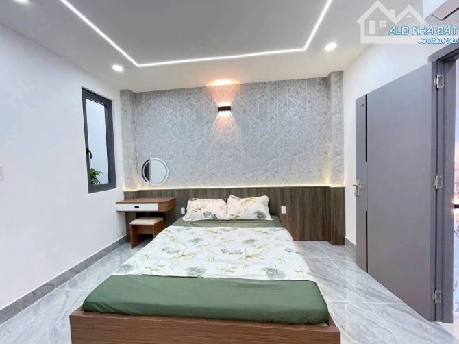 - SIÊU PHẨM SANG XỊN MỊN LÊN SÓNG Đường Dương Thị Mười. P. Tân Chánh Hiệp. Q 12 - 5