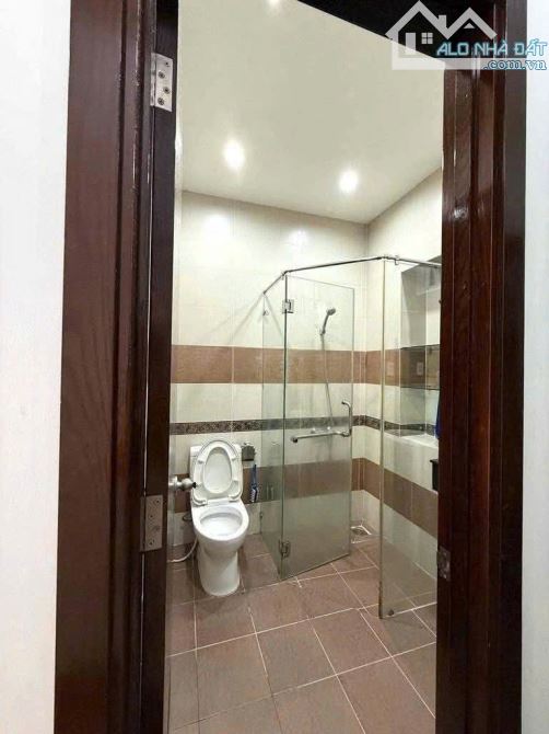 Nhà hẻm 1 xẹt xe hơi 3/2, 3.3x12, 3 lầu 3pn 2wc nội thất như hình 20 triệu - 5