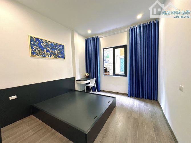 BÁN NHÀ CHÍNH KINH THANH XUÂN,PHÂN LÔ,2 THOÁNG,NHÀ ĐẸP FULL NỘI THẤT,Ở NGAY,DT 45M2X 4T - 5