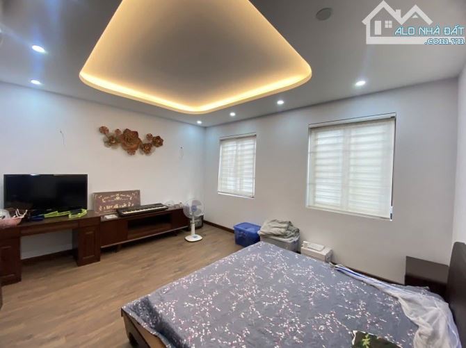 🎯PHÂN LÔ - Ô TÔ TRÁNH ĐỖ NGÀY ĐÊM- VỈA HÈ 2 BÊN - KINH DOANH VIP NHẤT - HÀ ĐÔNG - 5