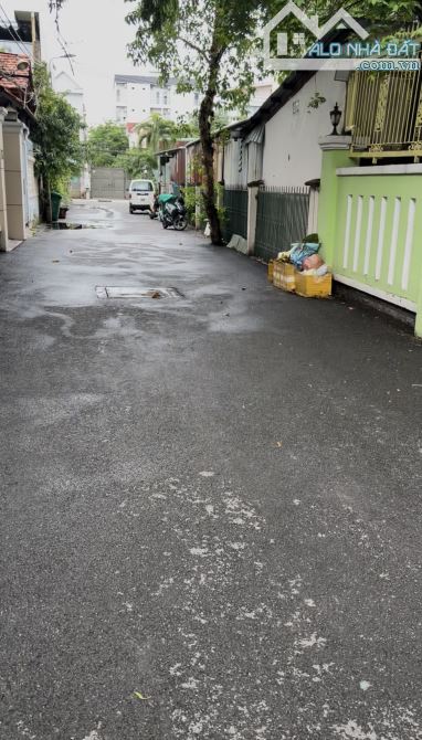 - Biệt thự hẻm 496 đường dương quảng hàm,phường 6,gò vấp.giá : 24 tỷ thương lượng. - 5