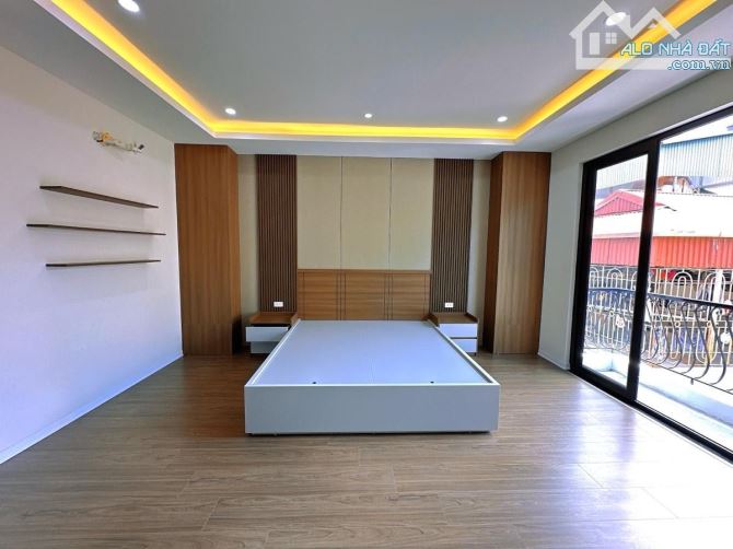 NHÀ HOÀN THIỆN MỚI ĐẸP LONG LANH THANG MÁY XỊN, PHÂN LÔ - Ô TÔ ĐỖ CỬA - NHÀ DÂN XÂY - 5