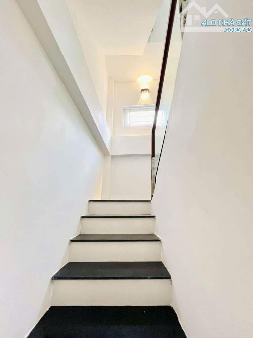 NHÀ 5 TẦNG ĐẸP – HẺM XE BA GÁC – GẦN Q.10 – GIÁ TỐT CHỈ 5.35 - 5