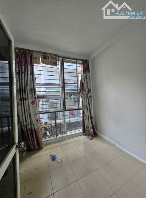 BÁN NHÀ QUAN THỔ 3 - 30M2, 3 TẦNG , NGÕ RỘNG. SỔ ĐỔ VUÔNG. GIÁ 5.5 TỶ - 5