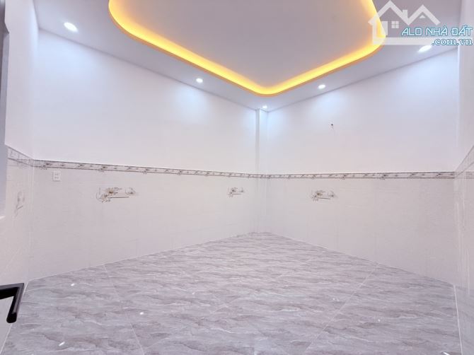 Bán nhà đẹp ở ngay 80m² Ngang 7m,Hóc Môn gần Tô Ký-Trung Chánh, giá chỉ 4.3 tỷ. - 5