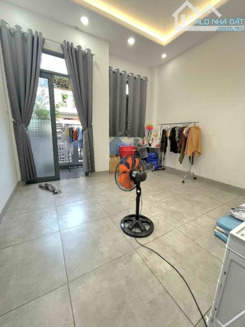 HẺM OTO ĐỔ CỬA - ĐẤT MỚI - BÌNH TRỊ ĐÔNG A BÌNH TÂN- DT: 4*11.5M- 3 TỶ 250 - 5
