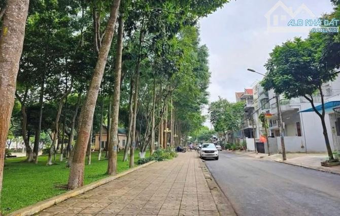 BÁN NHÀ MẶT ĐƯỜNG HOÀNG VĂN THỤ - ĐỐI DIỆN CÔNG VIÊN PHÙ ĐỔNG BMT. GIÁ: 10,7 TỶ - 5