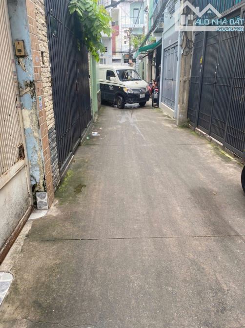 Nhà HXH Bùi Đình Tuý - Bình Thạnh nhỉnh 5 tỷ - 5