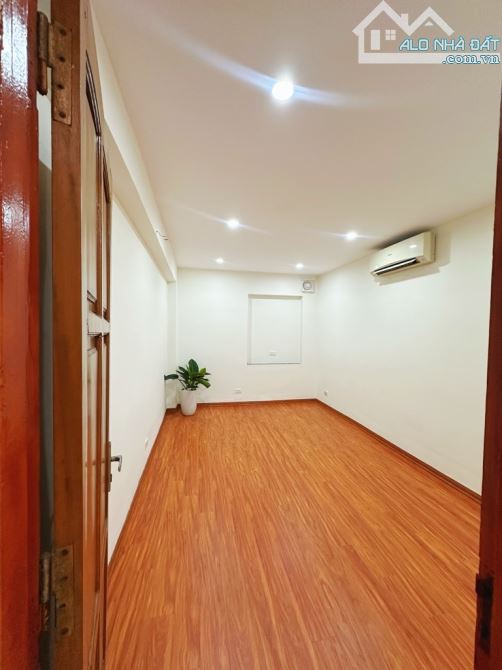 💜 Bán nhà tập thể Phan Đình Giót – 54m² (thực tế gần 100m²) – 4 ngủ – Full đồ – Giá tốt - 5