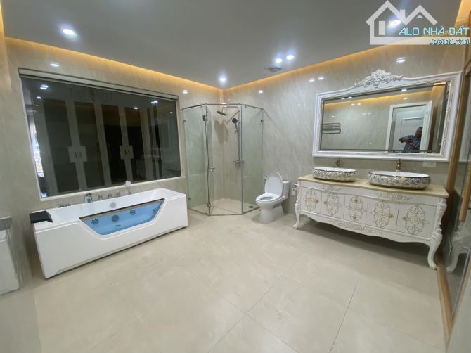 Bán nhà Phân Lô Khu 918 Phúc Đồng, Long Biên, 2 mặt Thoáng, Ô tô tránh, Thang máy, 25 tỷ - 6