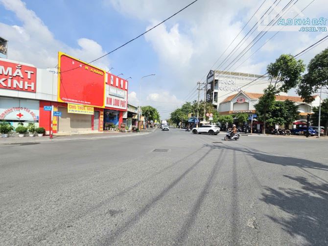Nhà mặt tiền 411m ngang 9,5m mặt tiền Hai Bà Trưng gần BigC Go Dĩ An - 6